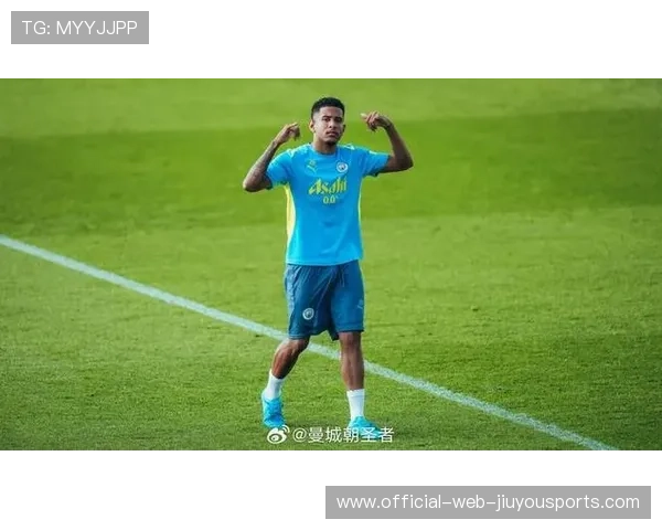 曼城像在演练训练课,对手根本摸不到球,曼城的打法 曼城像在演练训练课,对手根本摸不到球,曼城的打法