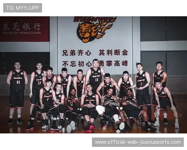 广东宏远再度领先，争夺总冠军几无悬念！，广东宏远冠军视频