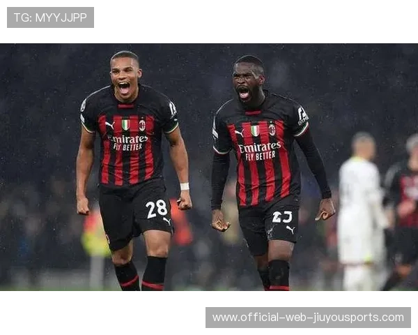 托莫里回追解围，米兰化解反击险情，托莫里ac米兰